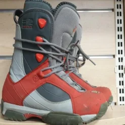 BOOTS DE SNOWBOARD HEAD 370 KID A PETIT PRIX