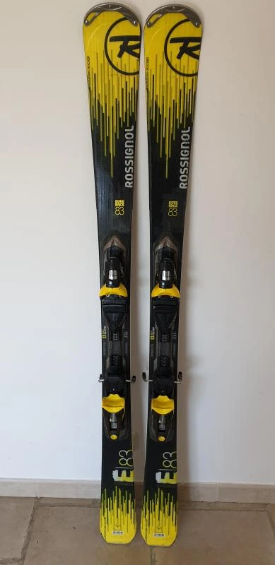 SKI D'OCCASION ROSSIGNOL EXPERIENCE 83 TPX FIXATION AXIUM 120