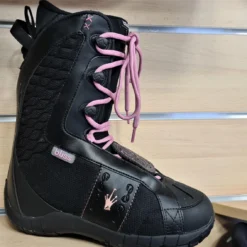 BOOTS DE SNOWBOARD NEUVE NIDECKER BLISS W BLACK PINK CUIR